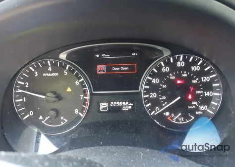 2013 Nissan Altima 2.5 Sv z USA, uszkodzony, nr VIN 1N4AL3AP0DC140438